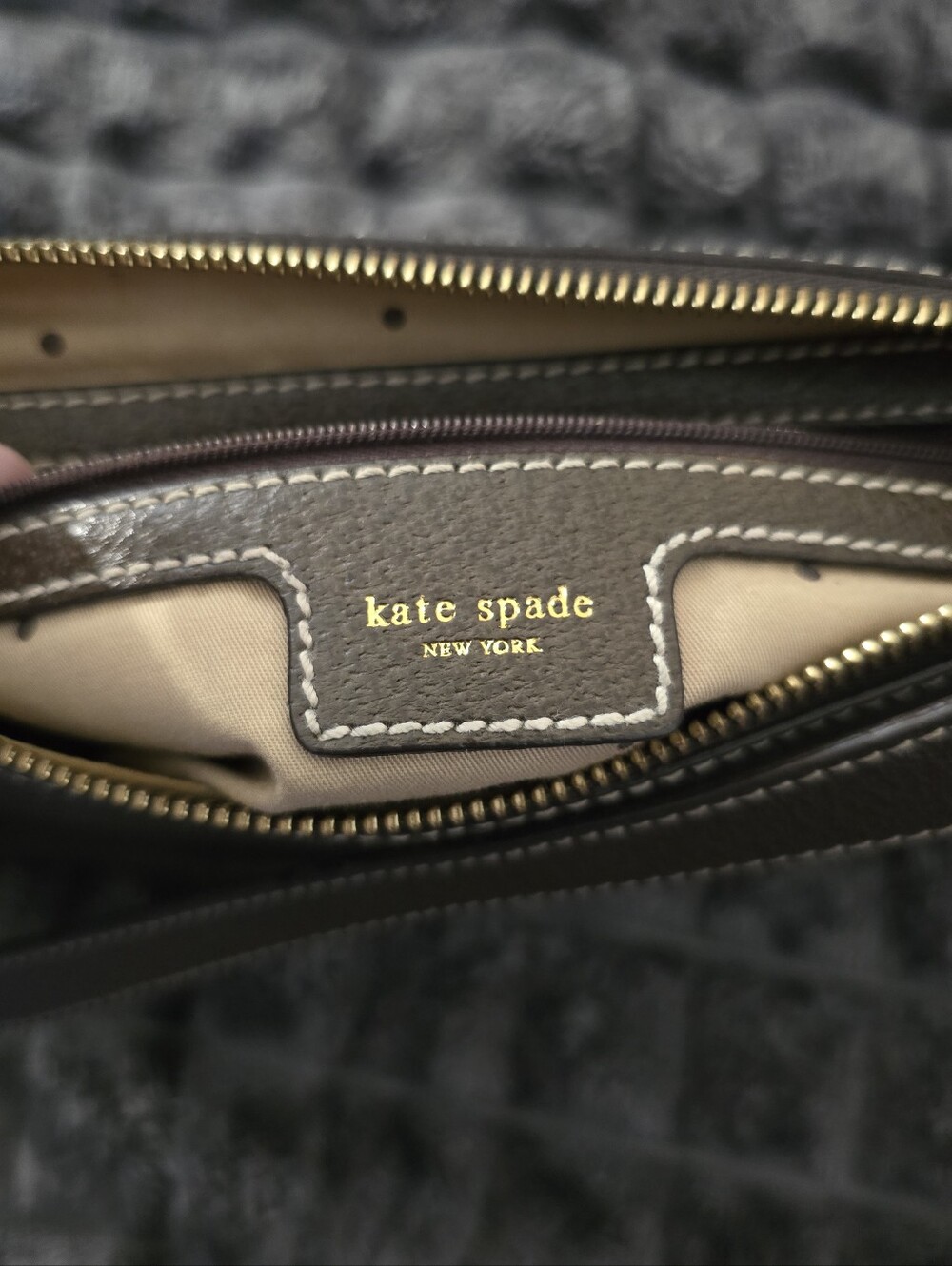 Kate Spade Vintage Brown Pebbled Leather Baguette Shoulder Bag. EUC - Picture 14 of 14